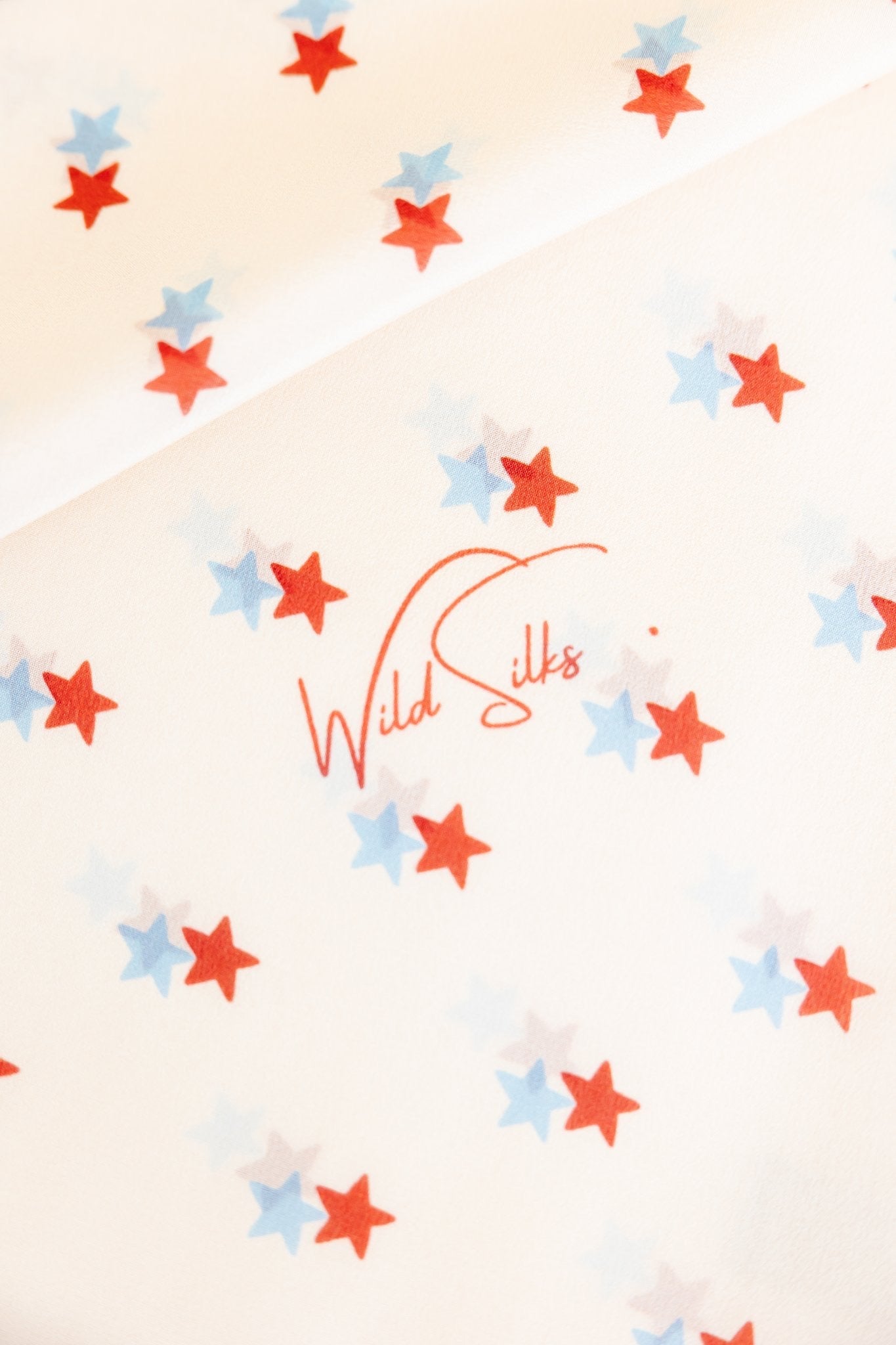 Twin Stars Scarf image 2