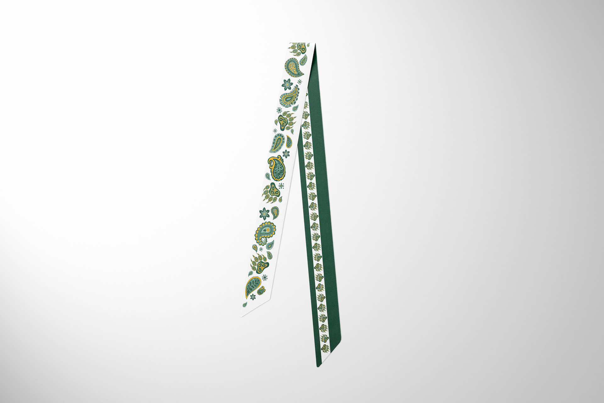 Green Bear Paw Paisley Silky (Skinny Scarf)