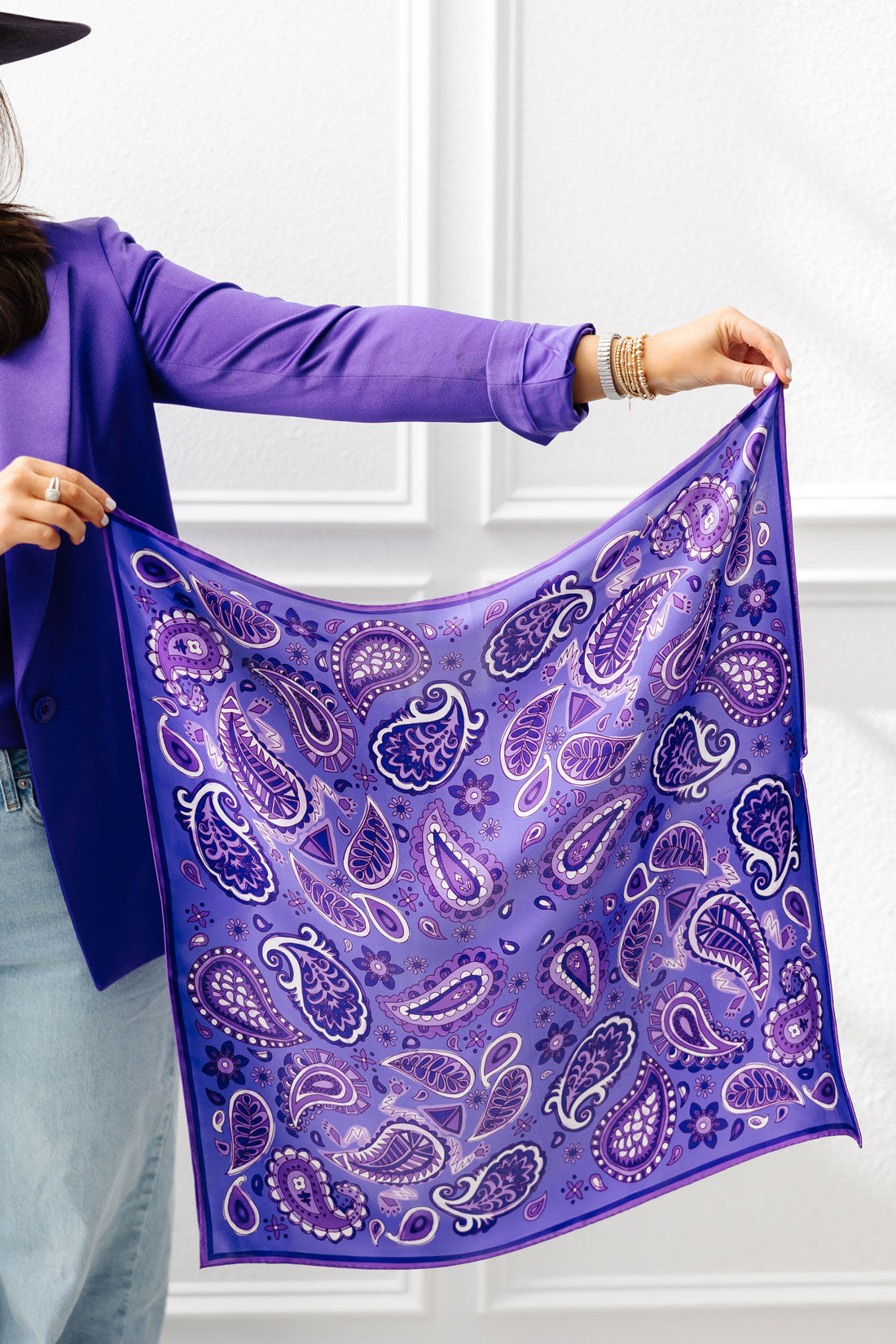 KELLY X Purple Paisley Silky