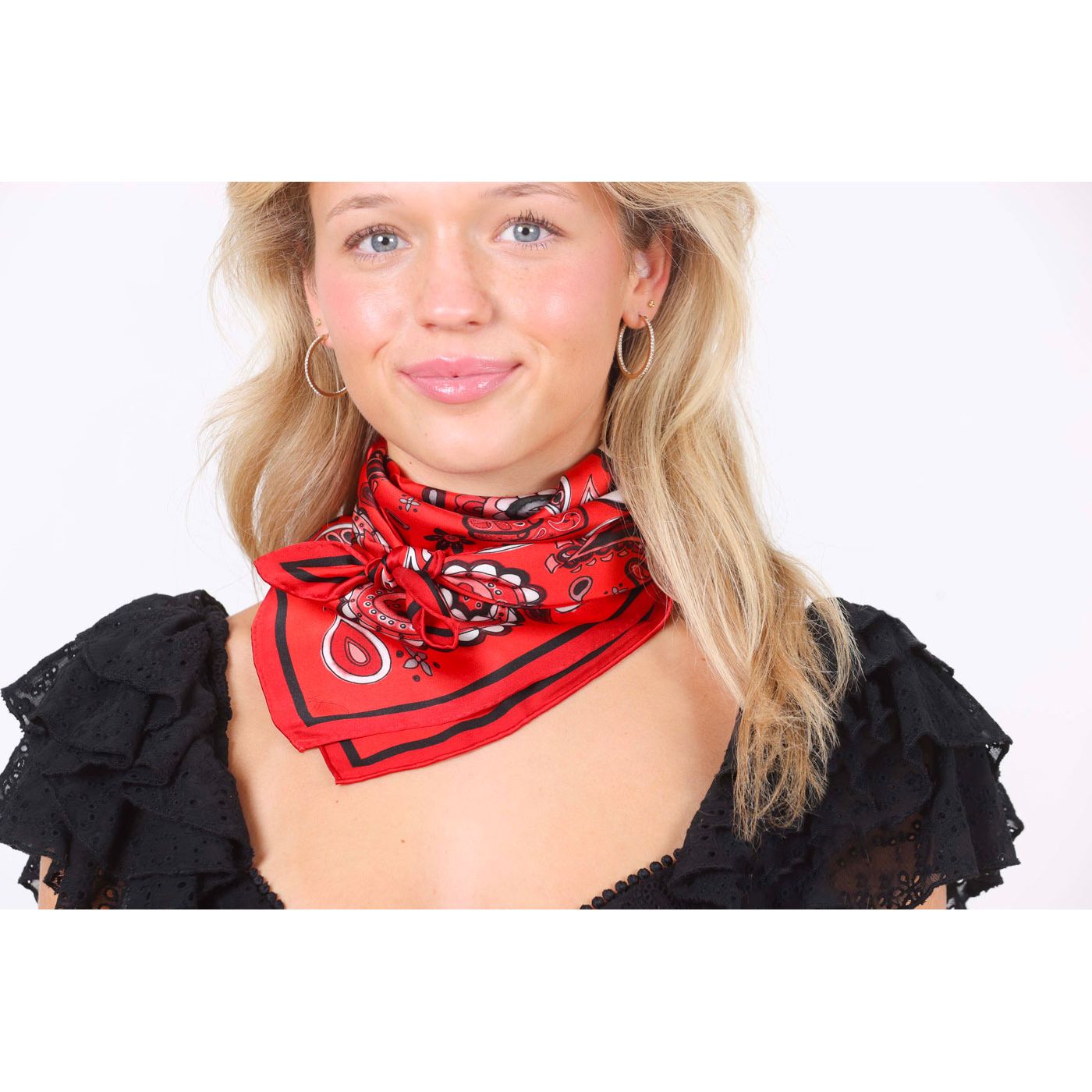 Black Scarlett Paisley Scarf