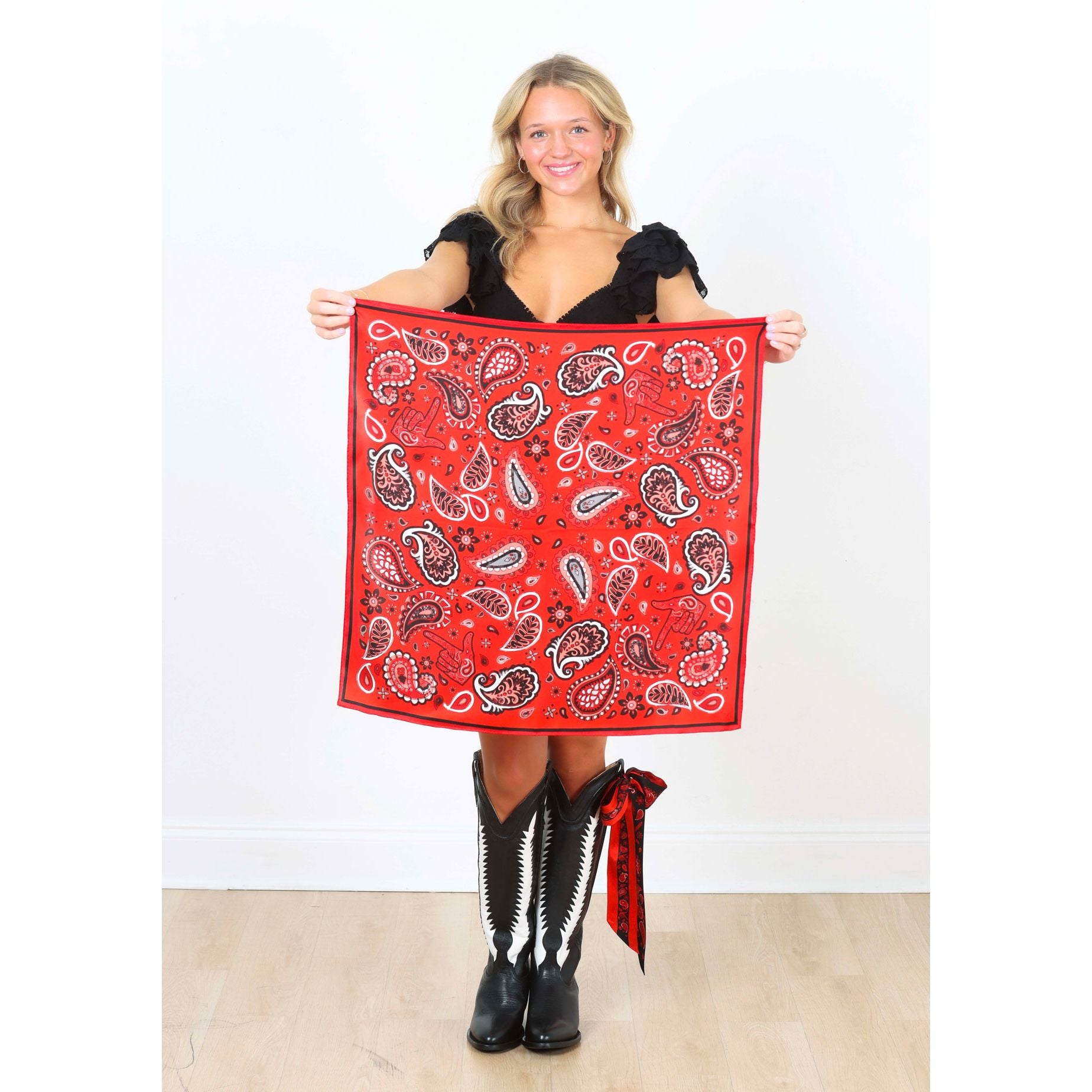 Black Scarlett Paisley Scarf