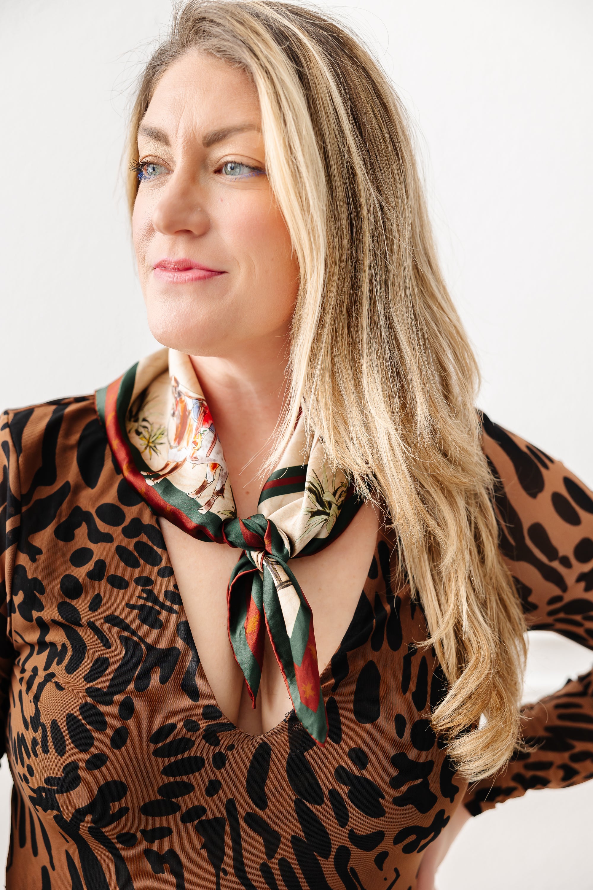 Limited Edition Drover Hotel Christmas Scarf